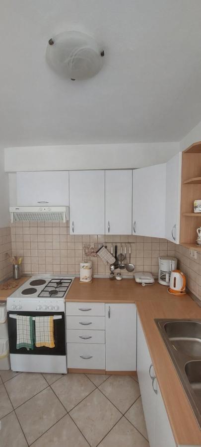 Pahljina Apartments Palit 外观 照片