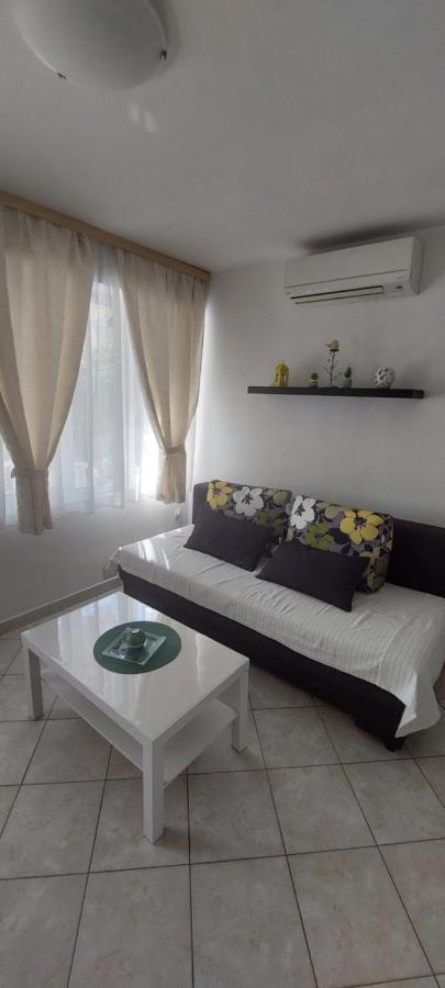 Pahljina Apartments Palit 外观 照片
