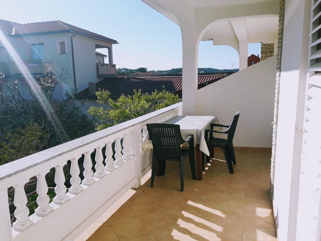Pahljina Apartments Palit 外观 照片